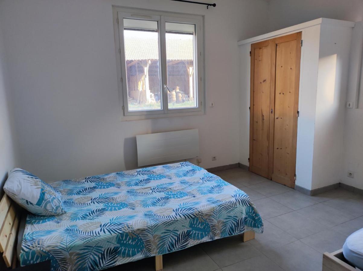 Appartement Dans Partie De Mas En Camargue Arles Extérieur photo